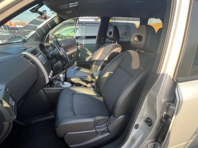 エクストレイル ２０Ｘｔｔ　お客様直接買取車両です　４ＷＤ　シートヒーター　ナビＴＶ　Ｂｌｕｅｔｏｏｔｈ　ＤＶＤ　ＣＤ　バックカメラ　ＥＴＣ　オートライト（42枚目）