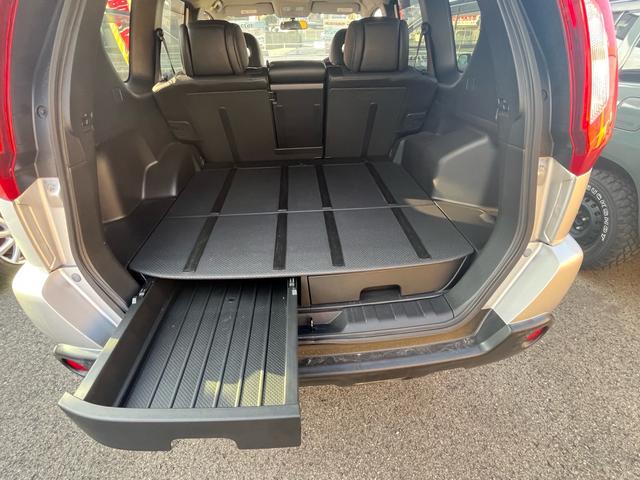 エクストレイル ２０Ｘｔｔ　お客様直接買取車両です　４ＷＤ　シートヒーター　ナビＴＶ　Ｂｌｕｅｔｏｏｔｈ　ＤＶＤ　ＣＤ　バックカメラ　ＥＴＣ　オートライト（62枚目）