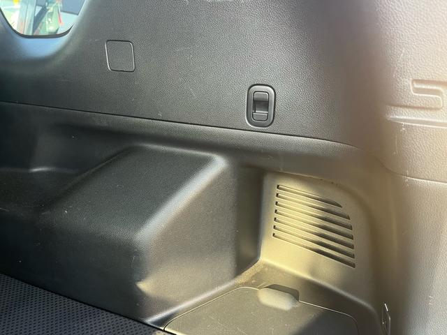 エクストレイル ２０Ｘｔｔ　お客様直接買取車両です　４ＷＤ　シートヒーター　ナビＴＶ　Ｂｌｕｅｔｏｏｔｈ　ＤＶＤ　ＣＤ　バックカメラ　ＥＴＣ　オートライト（64枚目）