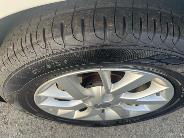 ノート ｅ－パワー　メダリスト　衝突軽減装置　盗難防止システム　衝突安全ボディ　ＬＥＤ　オートライト　オートマ　キーレス　スマートキー　アイドリングストップ　デジタルインナーミラー　ＥＴＣ（59枚目）