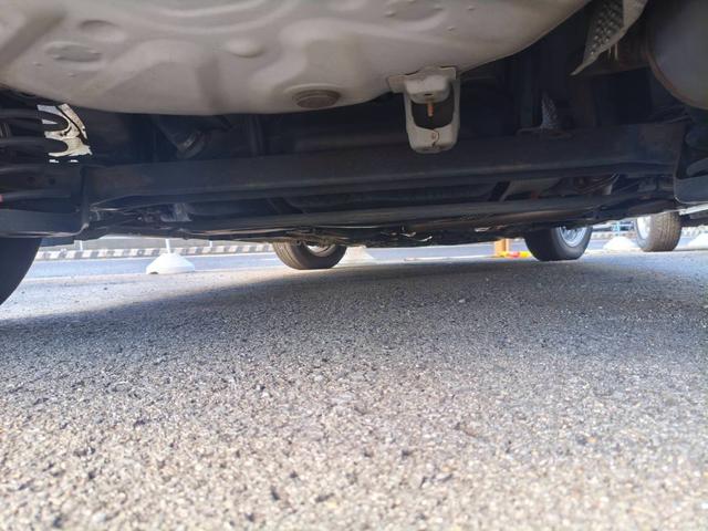 プリウス Ｓ　お客様直接買取車両　ディスプレイオーディオ　Ｂｌｕｅｔｏｏｔｈ　ＥＴＣ　電格ミラー　バックカメラ　ラゲッジカバー　１８００ｃｃ　エアバッグＡＢＳ　スマートキー×２　プッシュスタート（62枚目）