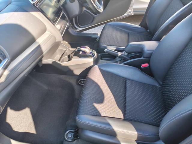 フィットハイブリッド Ｌパッケージ　お客様直接買取車両　純正ナビＴＶ　Ｂｌｕｅｔｏｏｔｈ　ＣＤ　ＤＶＤ　電格ミラー　スマートキー×２　プッシュスタート　ＥＴＣ　バックカメラ　オートライト　１５００ｃｃ（29枚目）