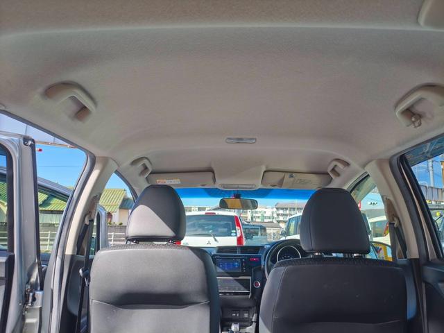 フィットハイブリッド Ｌパッケージ　お客様直接買取車両　純正ナビＴＶ　Ｂｌｕｅｔｏｏｔｈ　ＣＤ　ＤＶＤ　電格ミラー　スマートキー×２　プッシュスタート　ＥＴＣ　バックカメラ　オートライト　１５００ｃｃ（47枚目）