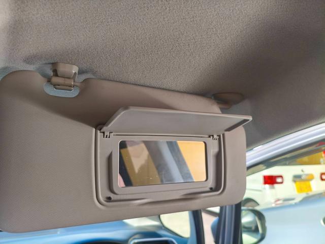 フィットハイブリッド Ｌパッケージ　お客様直接買取車両　純正ナビＴＶ　Ｂｌｕｅｔｏｏｔｈ　ＣＤ　ＤＶＤ　電格ミラー　スマートキー×２　プッシュスタート　ＥＴＣ　バックカメラ　オートライト　１５００ｃｃ（48枚目）