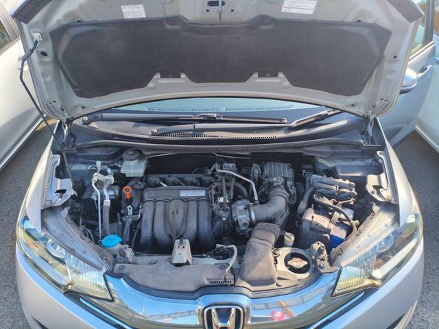 フィットハイブリッド Ｌパッケージ　お客様直接買取車両　純正ナビＴＶ　Ｂｌｕｅｔｏｏｔｈ　ＣＤ　ＤＶＤ　電格ミラー　スマートキー×２　プッシュスタート　ＥＴＣ　バックカメラ　オートライト　１５００ｃｃ（54枚目）