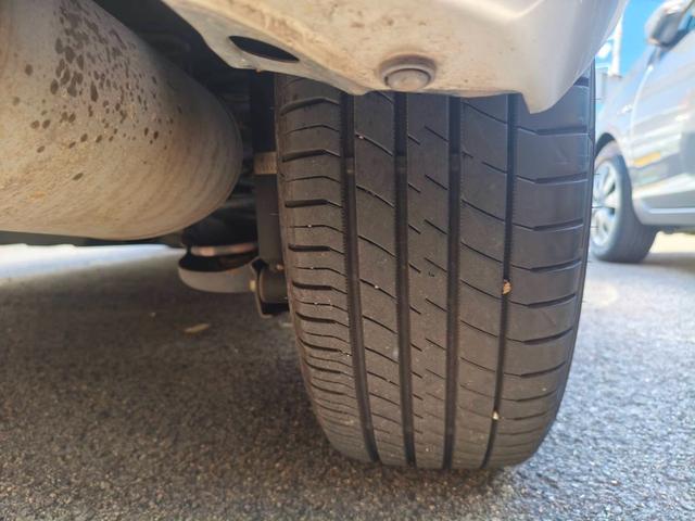 フィットハイブリッド Ｌパッケージ　お客様直接買取車両　純正ナビＴＶ　Ｂｌｕｅｔｏｏｔｈ　ＣＤ　ＤＶＤ　電格ミラー　スマートキー×２　プッシュスタート　ＥＴＣ　バックカメラ　オートライト　１５００ｃｃ（62枚目）