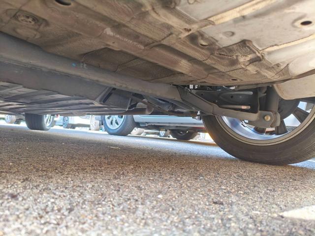 フィットハイブリッド Ｌパッケージ　お客様直接買取車両　純正ナビＴＶ　Ｂｌｕｅｔｏｏｔｈ　ＣＤ　ＤＶＤ　電格ミラー　スマートキー×２　プッシュスタート　ＥＴＣ　バックカメラ　オートライト　１５００ｃｃ（63枚目）