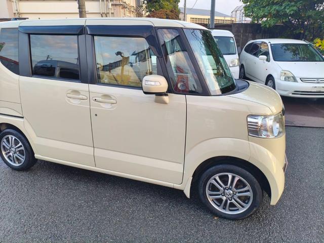 Ｎ－ＢＯＸ Ｇ・ターボパッケージ　ワンオーナー車　両側パワースライドドア　ナビＴＶ　Ｂｌｕｅｔｏｏｔｈ　バックカメラ　ＥＴＣ　スマートキー×２　プッシュスタート　電格ミラー　エアバッグ　ＡＢＳ　　　ターボ車（4枚目）