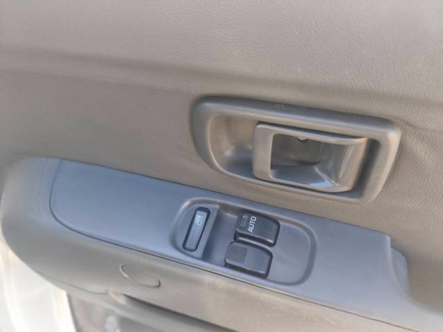ハイゼットカーゴ ＤＸ　デラックス　６６０ｃｃ　ＥＴＣ　ナビ　ＤＶＤ　ＣＤ　バックカメラ　エアコンパワステアリング　パワーウインドー　　集中ドアロック　キーレス付き　車検Ｒ９・９月（24枚目）