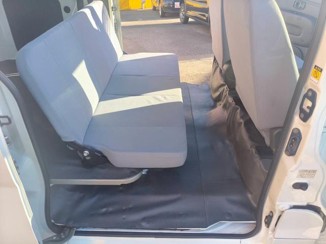 ハイゼットカーゴ ＤＸ　デラックス　６６０ｃｃ　ＥＴＣ　ナビ　ＤＶＤ　ＣＤ　バックカメラ　エアコンパワステアリング　パワーウインドー　　集中ドアロック　キーレス付き　車検Ｒ９・９月（40枚目）