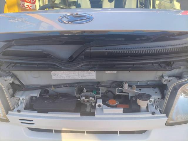 ハイゼットカーゴ ＤＸ　デラックス　６６０ｃｃ　ＥＴＣ　ナビ　ＤＶＤ　ＣＤ　バックカメラ　エアコンパワステアリング　パワーウインドー　　集中ドアロック　キーレス付き　車検Ｒ９・９月（48枚目）