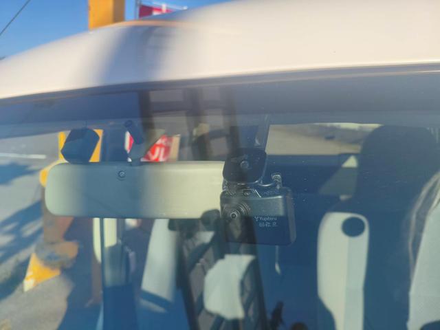 ハイゼットカーゴ ＤＸ　デラックス　６６０ｃｃ　ＥＴＣ　ナビ　ＤＶＤ　ＣＤ　バックカメラ　エアコンパワステアリング　パワーウインドー　　集中ドアロック　キーレス付き　車検Ｒ９・９月（49枚目）