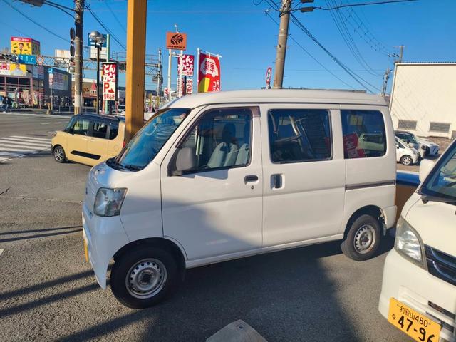 ハイゼットカーゴ ＤＸ　デラックス　６６０ｃｃ　ＥＴＣ　ナビ　ＤＶＤ　ＣＤ　バックカメラ　エアコンパワステアリング　パワーウインドー　　集中ドアロック　キーレス付き　車検Ｒ９・９月（65枚目）
