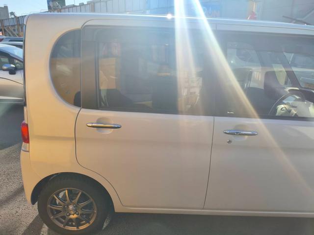 タント Ｘスペシャル　純正ナビ　フルセグＴＶ　Ｂｌｕｅｔｏｏｔｈ　バックカメラ　ＣＤ　ＤＶＤ　　　電格ミラー　Ｗエアバック　ＡＢＳ（5枚目）