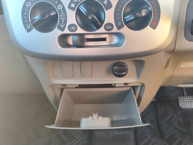 タント Ｘスペシャル　純正ナビ　フルセグＴＶ　Ｂｌｕｅｔｏｏｔｈ　バックカメラ　ＣＤ　ＤＶＤ　　　電格ミラー　Ｗエアバック　ＡＢＳ（31枚目）