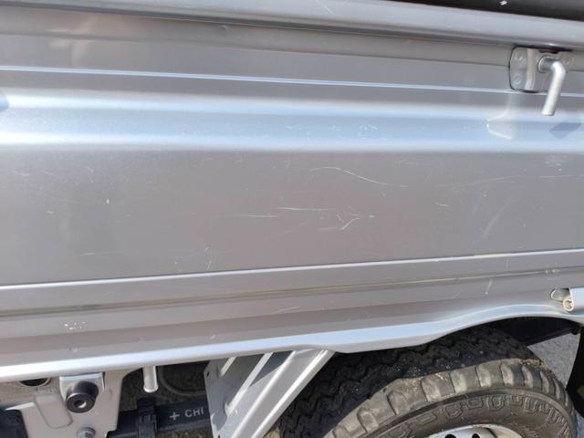 ハイゼットトラック ジャンボエクストラ　４ＷＤ　５ＭＴ　ワンオーナー　衝突軽減ブレーキ　車線逸脱システム　スマートキー　プッシュスタート　電格ミラー　オートライト　ＬＥＤヘッド　オーバーヘッドコンソール　ナビＴＶ　Ｂｌｕｅｔｏｏｔｈ　ＤＶＤ（68枚目）