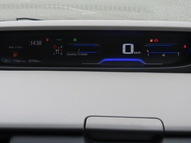 フリード＋ハイブリッド ハイブリッドＧ・ホンダセンシング　ＡＷ　衝突軽減　ＶＳＡ　Ｒカメラ　盗難防止装置　スマ－トキ－　ＬＥＤヘッド　エアバッグ　クルーズコントロール　パワーステアリング　両席エアバック　ＡＣ　ＥＴＣ　キーレス　パワーウィンドウ　記録簿（8枚目）