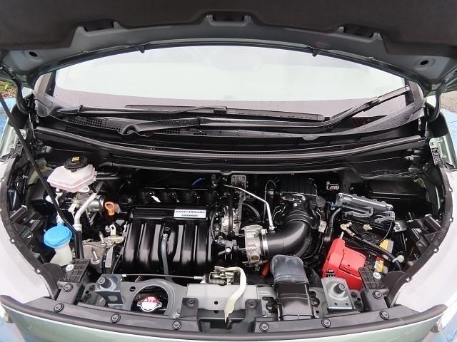 フリード＋ハイブリッド ハイブリッドＧ・ホンダセンシング　ＡＷ　衝突軽減　ＶＳＡ　Ｒカメラ　盗難防止装置　スマ－トキ－　ＬＥＤヘッド　エアバッグ　クルーズコントロール　パワーステアリング　両席エアバック　ＡＣ　ＥＴＣ　キーレス　パワーウィンドウ　記録簿（14枚目）