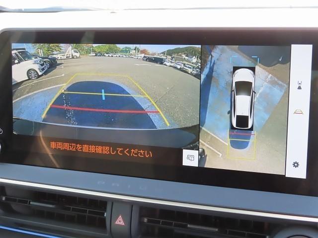プリウス Ｚ　リアカメラ　パノラマサンルーフ　プリクラッシュ　ＬＥＤランプ　オートクルーズ　アルミホイール　ＡＣ　運転席エアバッグ　横滑り防止装置　ＥＴＣ付　盗難防止システム　パワーウインドウ　ＴＶ　キーレス（6枚目）