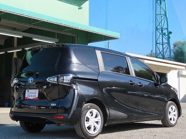 シエンタ ハイブリッド　ファンベースＸ　バックモニタ　Ｗエアバック　ワンセグＴＶ　オートエアコン　ナビ＆ＴＶ　ＡＢＳ　ＰＳ　スマートキー　ＥＴＣ　ＰＷ　メモリーナビ　エアバッグ　キーレスエントリ　セキュリティ　片側パワスラ　ＥＳＣ（7枚目）