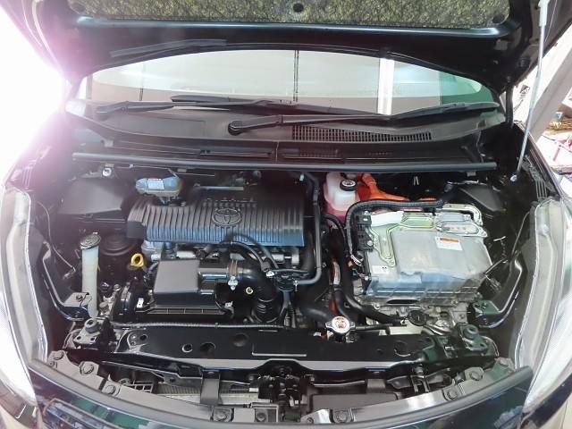 シエンタ ハイブリッド　ファンベースＸ　バックモニタ　Ｗエアバック　ワンセグＴＶ　オートエアコン　ナビ＆ＴＶ　ＡＢＳ　ＰＳ　スマートキー　ＥＴＣ　ＰＷ　メモリーナビ　エアバッグ　キーレスエントリ　セキュリティ　片側パワスラ　ＥＳＣ（13枚目）