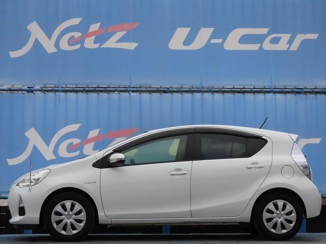 アクア Ｓ　スマートキープッシュスタート　キーレスエントリ　イモビ　オートクルーズ　ナビ＆ＴＶ　オートエアコン　デュアルエアバック　ＥＳＣ　Ｂカメラ　パワーウィンドウ　ＥＴＣ　ＳＲＳ　ワンセグＴＶ　ＡＢＳ（6枚目）