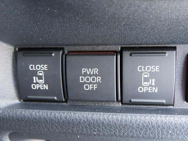 シエンタ ハイブリッドＺ　ＴＳＳ　エアバック　キーレスエントリー　イモビライザー　ＴＶ　整備記録簿　バックモニター　ＬＥＤヘッドライト　ＥＴＣ車載器　横滑り防止　スマートキー　オートエアコン　サイドエアバッグ　ＷＳＲＳ　ＡＢＳ（13枚目）