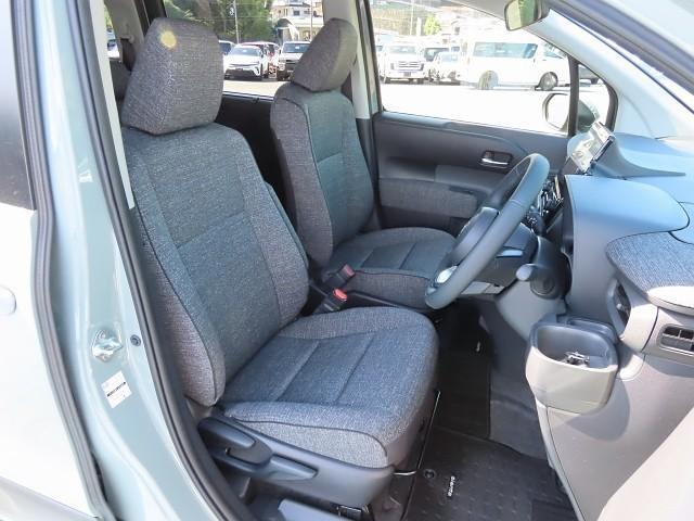 シエンタ ハイブリッドＺ　ＴＳＳ　エアバック　キーレスエントリー　イモビライザー　ＴＶ　整備記録簿　バックモニター　ＬＥＤヘッドライト　ＥＴＣ車載器　横滑り防止　スマートキー　オートエアコン　サイドエアバッグ　ＷＳＲＳ　ＡＢＳ（16枚目）