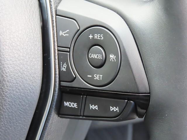 ハリアー Ｚ　レザーパッケージ　スマキ　追突防止　フルセグテレビ　バックモニター　アルミ　横滑り防止機能　Ｐシート　整備記録簿　オートクルーズコントロール　ＬＥＤヘッドライト　盗難防止システム　エアコン　エアバッグ　キーレス　ＥＴＣ（10枚目）