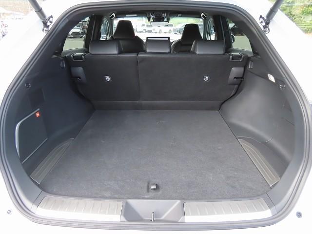 ハリアー Ｚ　レザーパッケージ　スマキ　追突防止　フルセグテレビ　バックモニター　アルミ　横滑り防止機能　Ｐシート　整備記録簿　オートクルーズコントロール　ＬＥＤヘッドライト　盗難防止システム　エアコン　エアバッグ　キーレス　ＥＴＣ（15枚目）