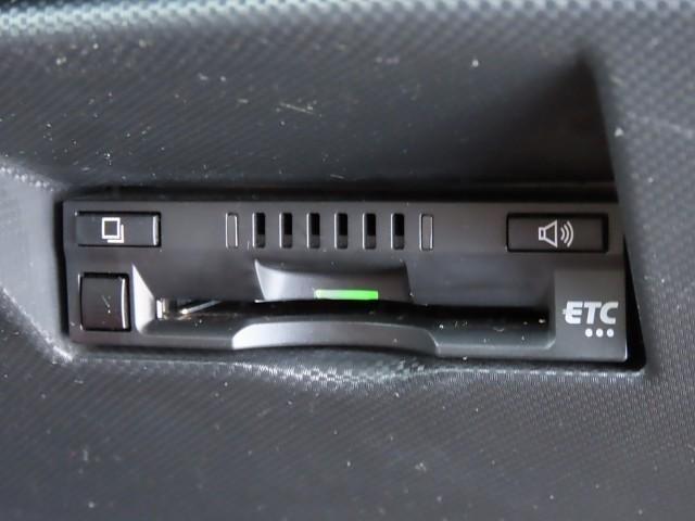 ライズ Z 誤発進抑制機能 エアコン テレビ スマートキー&プッシュスタート 地デジTV VSA 盗難防止装置 クルコン バックモニター LEDヘッドライト アルミホイール Wエアバック キーレス ETC車載器(4枚目)