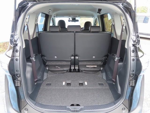 シエンタ Ｇ　クエロ　軽減ブレーキ　両側自動ドア　後カメラ　デュアルエアバック　パワーウィンドウ　フルオートエアコン　ＬＥＤヘッド　ナビ＆ＴＶ　スマキー　ＶＳＣ　キーレス　エアバッグ　メモリ－ナビ　イモビ　ＡＢＳ　ＥＴＣ（17枚目）