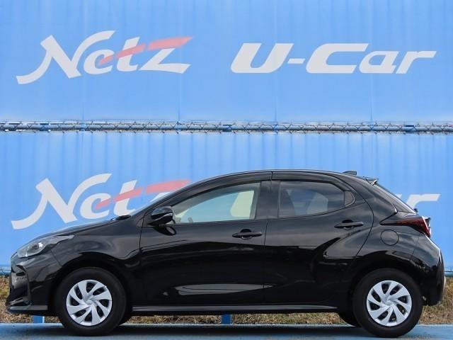 ヤリス X PCS スマートキーシステム 横滑り防止装置付き 記録簿有 ワイヤレスキー バックガイドモニター 盗難防止 サイドエアバック エアコン Wエアバッグ パワーウインドウ ETC付き パワステ 1オーナー(6枚目)