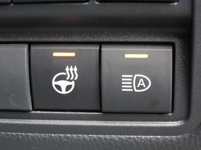 ヤリスクロス ハイブリッドＺ　インテリジェントキー　アルミホイル　ＬＥＤライト　リアカメラ　ナビ　クルーズコントロール　整備記録簿　横滑り防止システム　メモリーナビゲーション　電動シ－ト　パワステ　オートエアコン　キーフリー（12枚目）