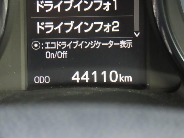 �ʐ^�B�e���̑��s�����͂S�S�P�P�O�����ł��I