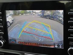 �Хå���˥����դ��ǥ����ɥ饤�󤬥�˥�����ɽ�����졢�ָ�����������֤ʤɤκݤ���Ω���ޤ��� 5