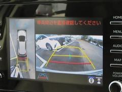 �Хå���˥����դ��ǥ����ɥ饤�󤬥�˥�����ɽ�����졢�ָ�����������֤ʤɤκݤ���Ω���ޤ��� 6