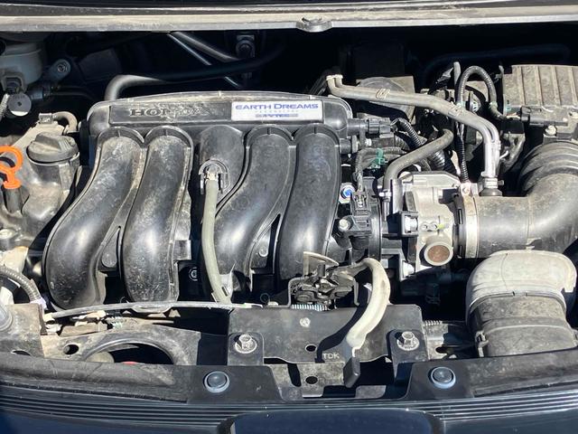 フリード G・ホンダセンシング ETC バックカメラ ナビ TV クリアランスソナー オートクルーズコントロール レーンアシスト 衝突被害軽減システム 両側電動スライドドア オートライト スマートキー アイドリングストップ(18枚目)