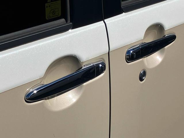 ムーヴキャンバス ＧメイクアップＶＳ　ＳＡＩＩＩ　全周囲カメラ　両側電動スライドドア　ナビ　ＴＶ　衝突被害軽減システム　オートマチックハイビーム　オートライト　ＬＥＤヘッドランプ　スマートキー　アイドリングストップ　雹害修理済み車両（30枚目）