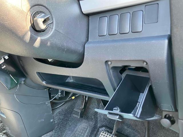 ムーヴ カスタム RS ETC ナビ TV HID スマートキー 電動格納ミラー ベンチシート ターボ CVT 盗難防止システム ABS CD アルミホイール 衝突安全ボディ エアコン パワーステアリング パワーウィンドウ(9枚目)