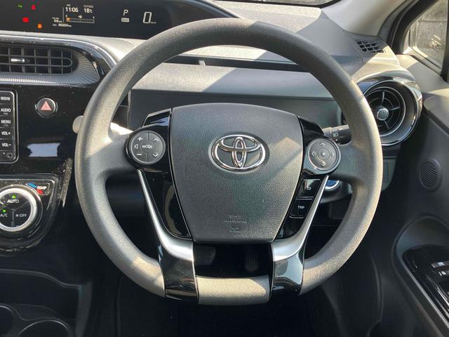 アクア Ｓスタイルブラック　ドライブレコーダー　ＥＴＣ　バックカメラ　ナビ　ＴＶ　クリアランスソナー　レーンアシスト　衝突被害軽減システム　オートマチックハイビーム　オートライト　スマートキー　電動格納ミラー　シートヒーター（3枚目）