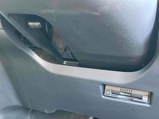 アクア Ｓスタイルブラック　ドライブレコーダー　ＥＴＣ　バックカメラ　ナビ　ＴＶ　クリアランスソナー　レーンアシスト　衝突被害軽減システム　オートマチックハイビーム　オートライト　スマートキー　電動格納ミラー　シートヒーター（9枚目）