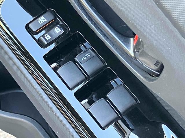 アクア Ｓスタイルブラック　ドライブレコーダー　ＥＴＣ　バックカメラ　ナビ　ＴＶ　クリアランスソナー　レーンアシスト　衝突被害軽減システム　オートマチックハイビーム　オートライト　スマートキー　電動格納ミラー　シートヒーター（11枚目）