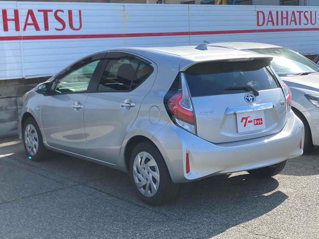 アクア Ｓスタイルブラック　ドライブレコーダー　ＥＴＣ　バックカメラ　ナビ　ＴＶ　クリアランスソナー　レーンアシスト　衝突被害軽減システム　オートマチックハイビーム　オートライト　スマートキー　電動格納ミラー　シートヒーター（17枚目）