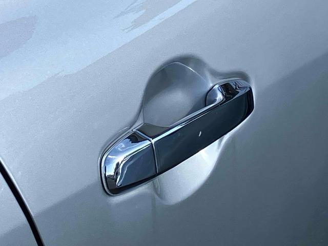 アクア Ｓスタイルブラック　ドライブレコーダー　ＥＴＣ　バックカメラ　ナビ　ＴＶ　クリアランスソナー　レーンアシスト　衝突被害軽減システム　オートマチックハイビーム　オートライト　スマートキー　電動格納ミラー　シートヒーター（31枚目）