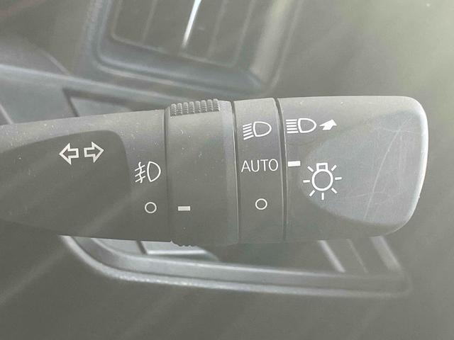 タント 　バックカメラ　両側電動スライドドア　クリアランスソナー　衝突被害軽減システム　オートライト　スマートキー　アイドリングストップ　電動格納ミラー　シートヒーター　ベンチシート　ＣＶＴ　ＥＳＣ　ＵＳＢ（8枚目）