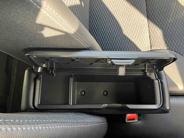 タント 　バックカメラ　両側電動スライドドア　クリアランスソナー　衝突被害軽減システム　オートライト　スマートキー　アイドリングストップ　電動格納ミラー　シートヒーター　ベンチシート　ＣＶＴ　ＥＳＣ　ＵＳＢ（9枚目）