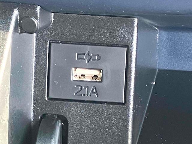 タント 　バックカメラ　両側電動スライドドア　クリアランスソナー　衝突被害軽減システム　オートライト　スマートキー　アイドリングストップ　電動格納ミラー　シートヒーター　ベンチシート　ＣＶＴ　ＥＳＣ　ＵＳＢ（10枚目）