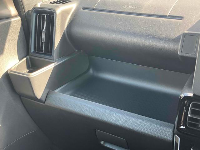 タント 　バックカメラ　両側電動スライドドア　クリアランスソナー　衝突被害軽減システム　オートライト　スマートキー　アイドリングストップ　電動格納ミラー　シートヒーター　ベンチシート　ＣＶＴ　ＥＳＣ　ＵＳＢ（49枚目）