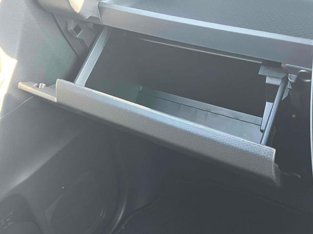 タント 　バックカメラ　両側電動スライドドア　クリアランスソナー　衝突被害軽減システム　オートライト　スマートキー　アイドリングストップ　電動格納ミラー　シートヒーター　ベンチシート　ＣＶＴ　ＥＳＣ　ＵＳＢ（51枚目）